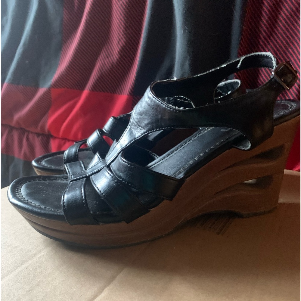 Black Sandals Size 8.5